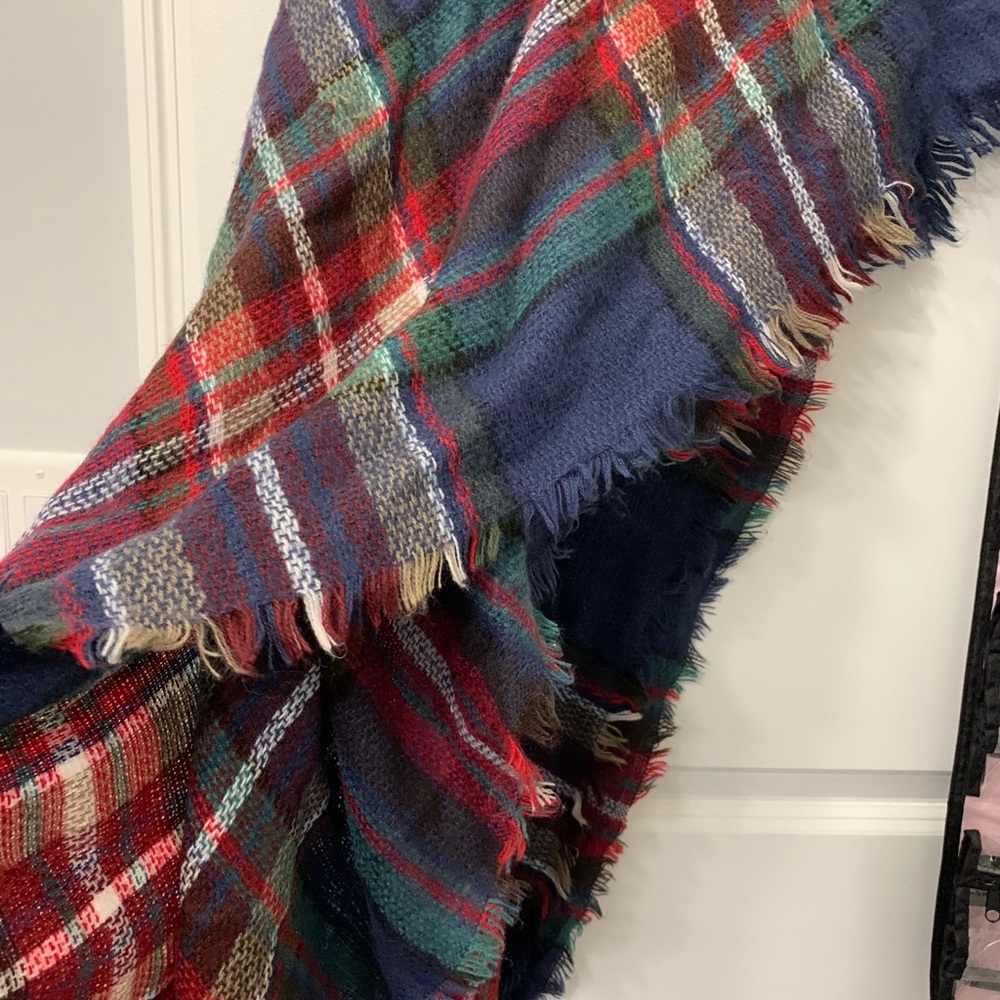 Huge Scarf